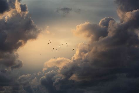 Focus: 5 top tips and techniques for photographing clouds