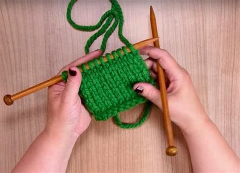 How to Knit the Stocking Stitch for Beginners | LoveCrafts