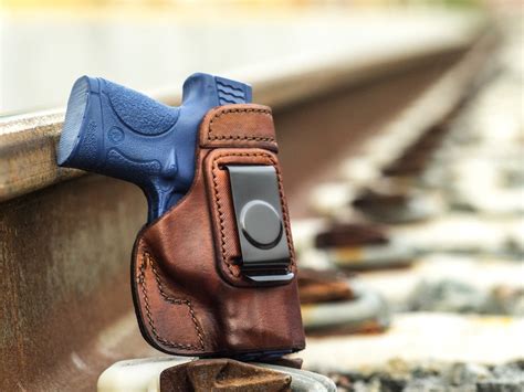 Best IWB Holster For Shield – 2019 Reviews And Top Picks