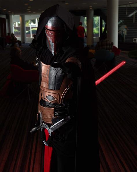 Darth Revan Cosplay v2 | Cosplay Amino