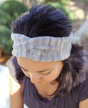 Twisted Headband Knitting Pattern | AllFreeKnitting.com