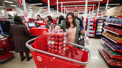 Target posts strong online sales, but revenue comes up short | Fox Business