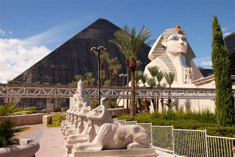 Flushmate® | Luxor® Hotel - A Monument To Plumbing Efficiency