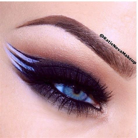 Black swan... eye makeup inspiration | Fantasy makeup, Crazy makeup, Photo makeup