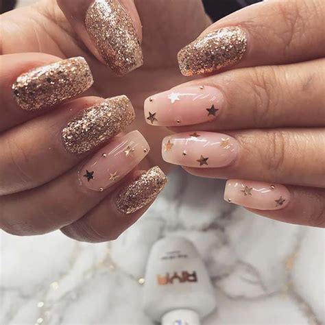 43 Gorgeous Gold Nail Designs for Your Next Salon Visit - Hatinews