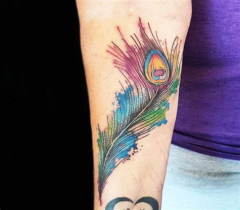 Watercolor feather tattoo by Ilaria Tattoo Art | Photo 20681