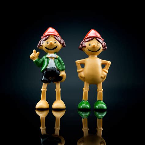 OMG....a nude Pinocchio. Scandal! Got this 2 little Pinocchios, they ...