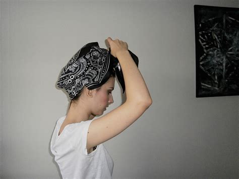 How to tie a simple turban | BEAUTY FINE PRINT