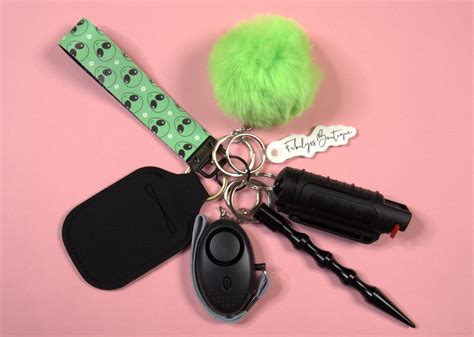 SELF DEFENSE KEYCHAINS – Fabulyss Boutique
