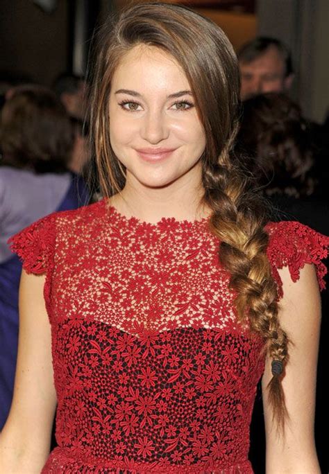 Shailene Woodley Chops Off Her Hair and Goes Blonde — See the Her New ...