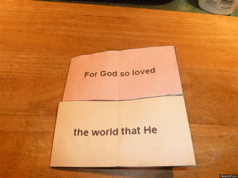 John 3:16 neverending card. Click on picture, wait couple seconds, and the animation will begin ...