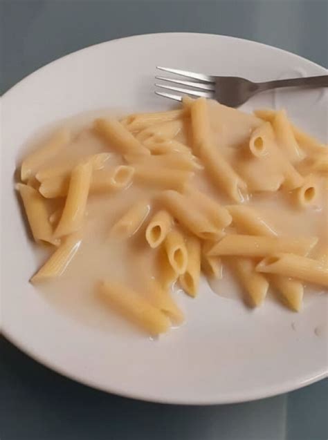 35 Horrible Food Pics That Look Anything But Appetizing