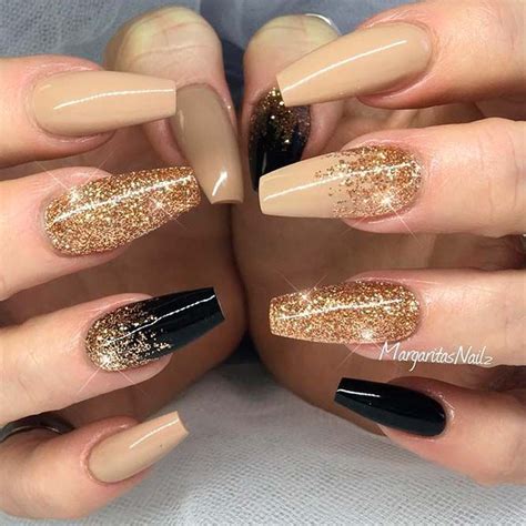 Golden Nails Art Ideas To Try This Season | Golden nail art, Golden ...