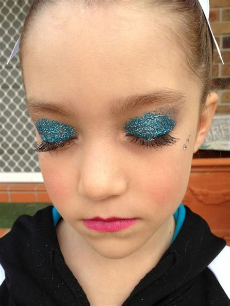 Cheer makeup | Cheer makeup, Character makeup, Carnival makeup