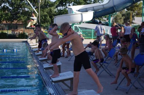 Prize for Posing: How survive a swim meet