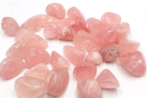 Rose Quartz Crystal Meaning-Healing and How to Use