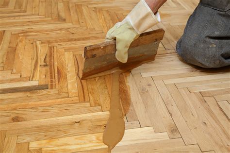 The Benefits of Oil-Based Finishes for Wood Floors - Jason Brown