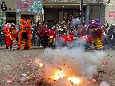 Lunar New Year Parade in Chinatown this afternoon : r/boston