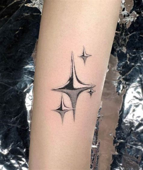 74 Stunning Star Tattoos That Shine On The Skin