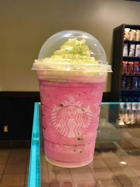 Starbucks Mermaid Frappuccino : r/peterreviews