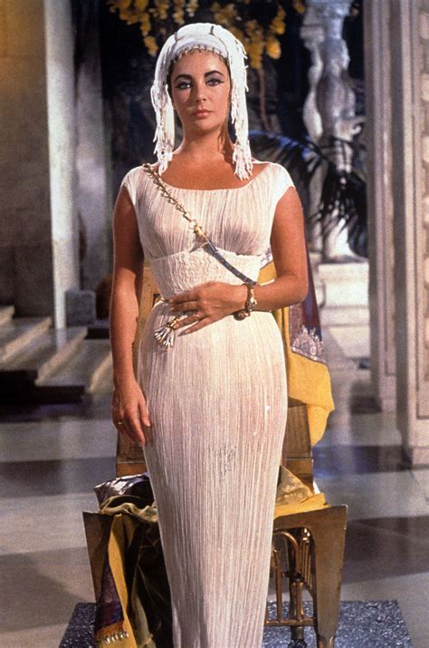 Elizabeth Taylor Costumes Cleopatra: A Timeless Fashion Legacy