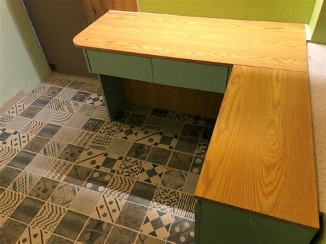 L-shaped corner desk with wall cabinet — 好傢俬 HoHomeHK