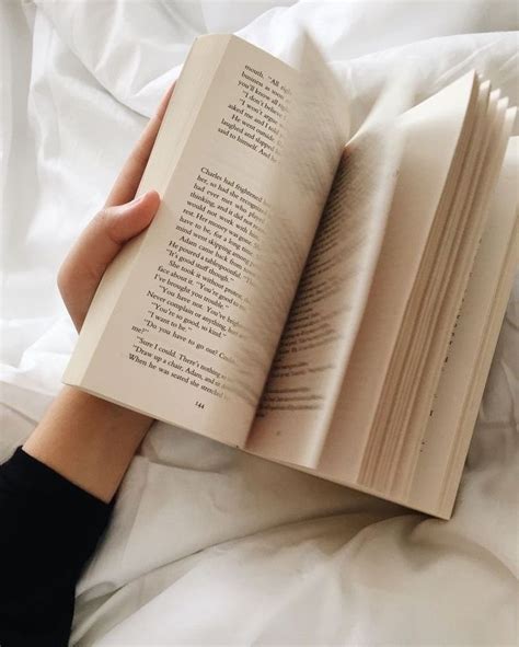 7 Best-Selling Books You Won’t Be Able to Put Down | Book aesthetic, Book photography ...