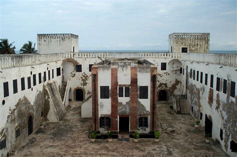 Elmina Castle - Justinsomnia