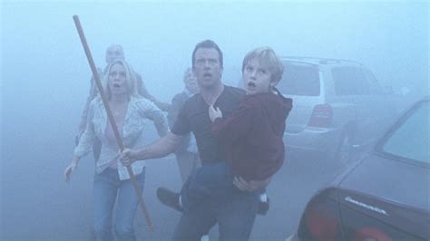 Official Trailer: The Mist (2007) - YouTube