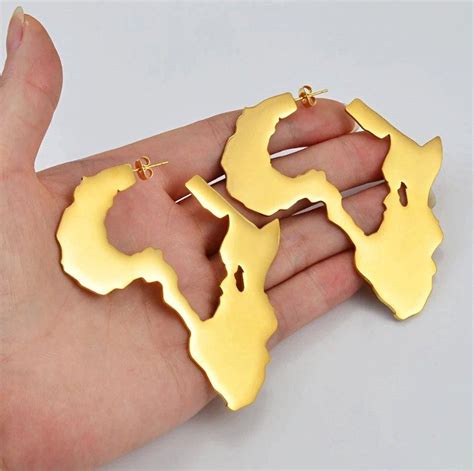 Wear this fashion jewelry to show your love for the Motherland. Dimension: In pictures Metal ...