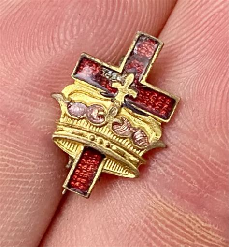 VINTAGE GOLD RED Cross Crown Masonic Knights Templar Lapel Pin 5/8” $35 ...