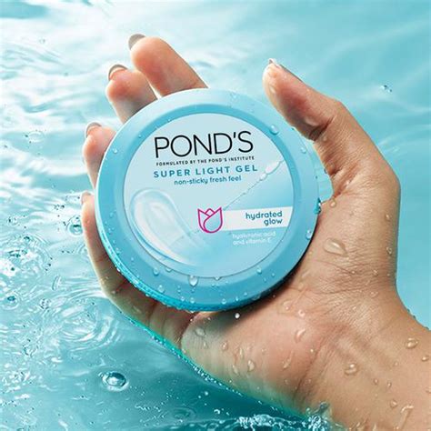 Buy Ponds Super Light Gel Moisturiser - With Hyaluronic Acid & Vitamin ...