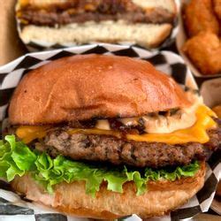 Best Vegan Burgers Near Me - June 2023: Find Nearby Vegan Burgers Reviews - Yelp