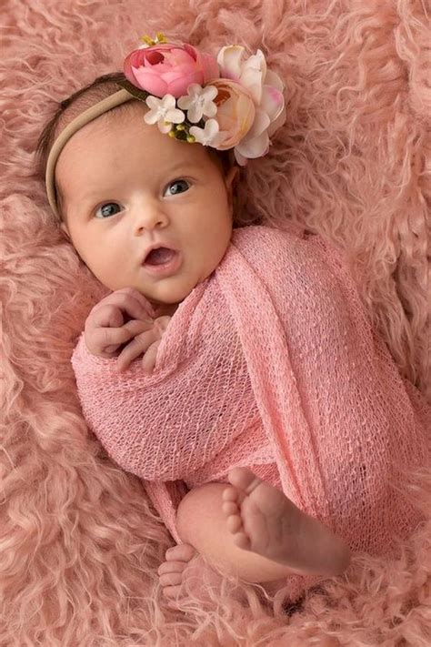 40 Cute Newborn Baby Photography Poses Ideas | Newborn baby photos, Newborn photography girl ...