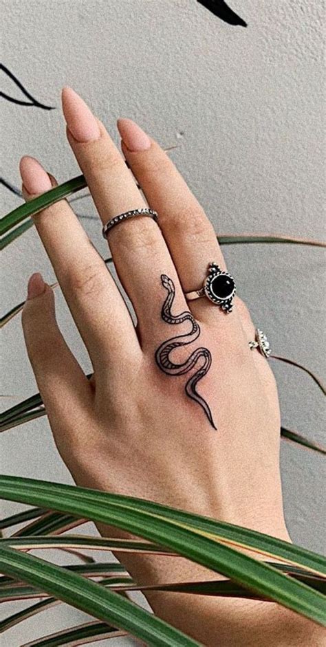 #snaketattoo #fingertattoo #fingertattooideas #simpletattoo # ...