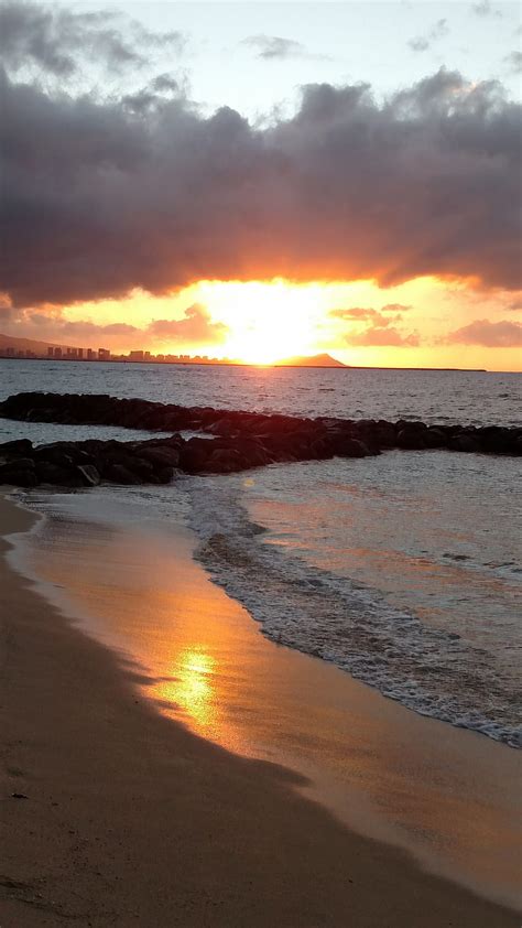 Hawaii Sunrise Wallpaper