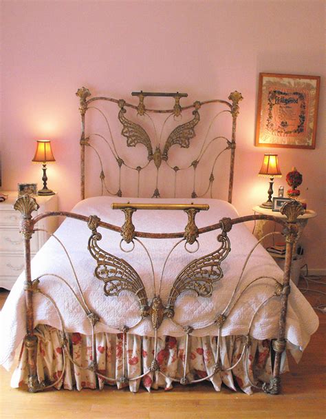 Wrought Iron Bed Company - nolyutesa