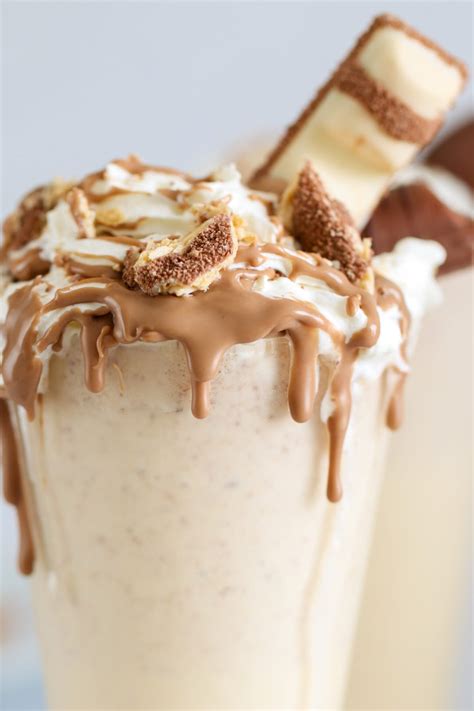 Kinder Bueno Milkshake - My Morning Mocha