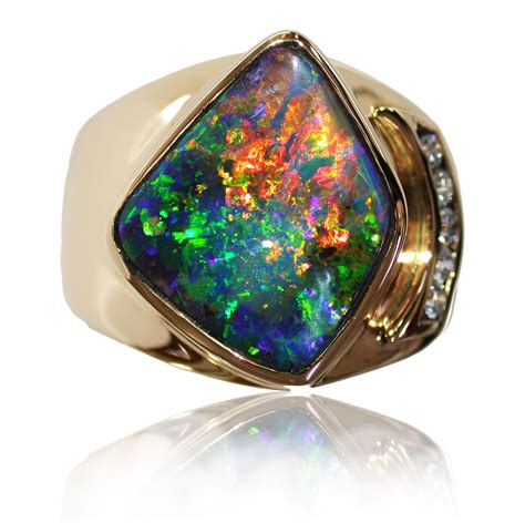 Opal Jewelry is or was available from SUNRISE OPALS ,Quilpie or ...