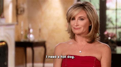 RealityTVGIFs animated GIF Eating Gif, Dog Eating, Housewives Of New York, Real Housewives ...