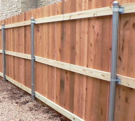 how to build a horizontal fence with metal post