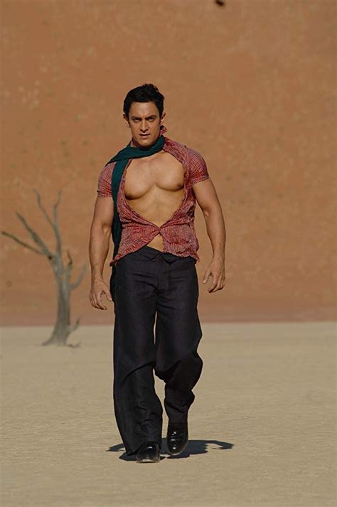 Aamir Khan in Ghajini (2008) | Aamir khan, Khan, Famous indian actors