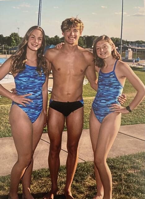 Sheets siblings fuel Hampton swim teams | Trib HSSN