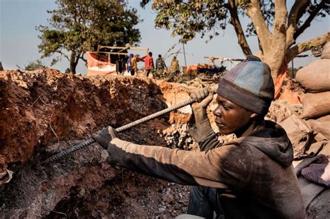 Apple, Google, Microsoft, Dell, Tesla sued over deaths of child miners ...