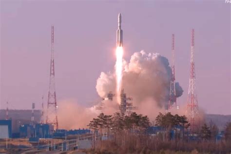 Russia | Russia launches first Angara-A5 space rocket from Vostochny Cosmodrome after two ...