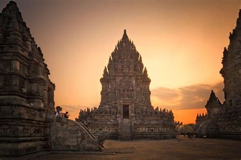 Prambanan Temple Sunset Tour From Yogyakarta: Triphobo