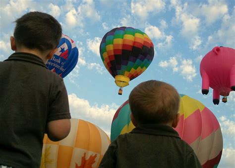 We are a happy family!: Hot Air Balloon Festival