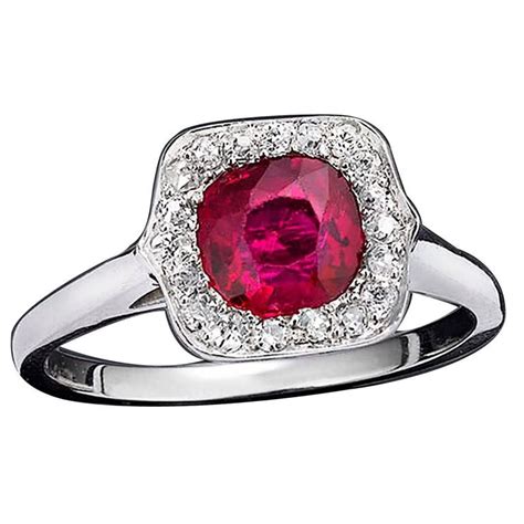 Untreated Burma Ruby Diamond Ring For Sale at 1stdibs