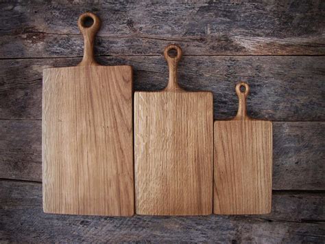 Round Wooden Bread Board, French Cutting Board, Rustic Chopping Board ...