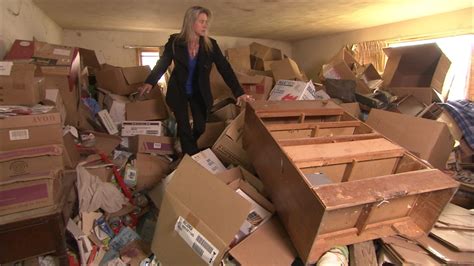 'Hoarders' Returns With an In-Depth Look at Hoarders in Crisis